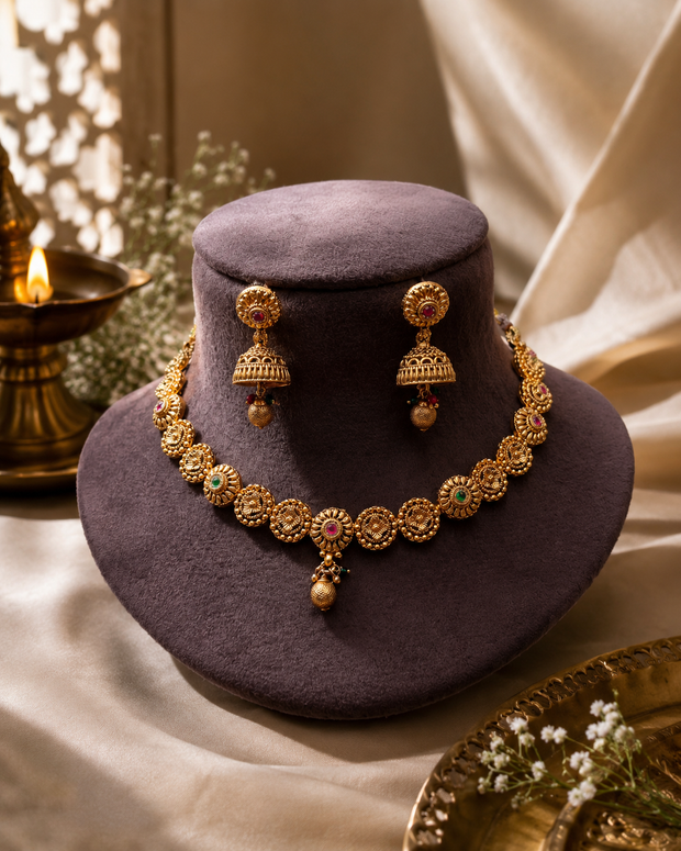 Antique Gold Kundan Necklace Set with Matching Jhumka Earrings SIZE