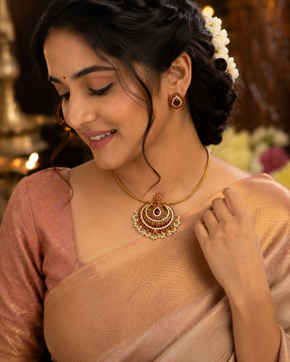 Elegant Pendent Set