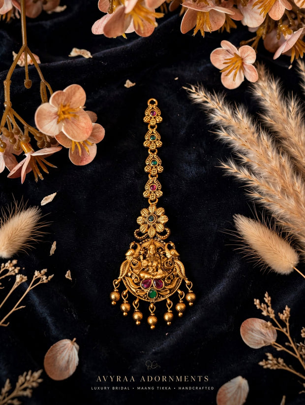 Antique Gold Lakshmi Maang Tikka