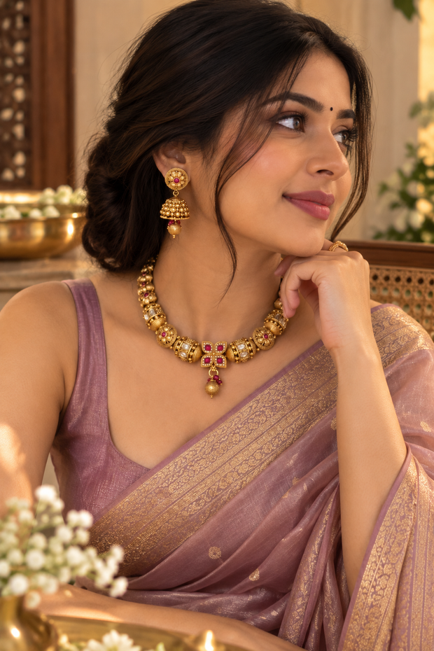 Antique Gold Kundan Neckset with Matching Jhumka Earrings