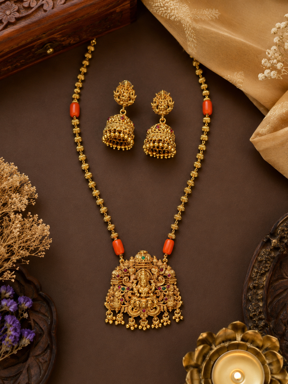 Antique Coral Neck Set