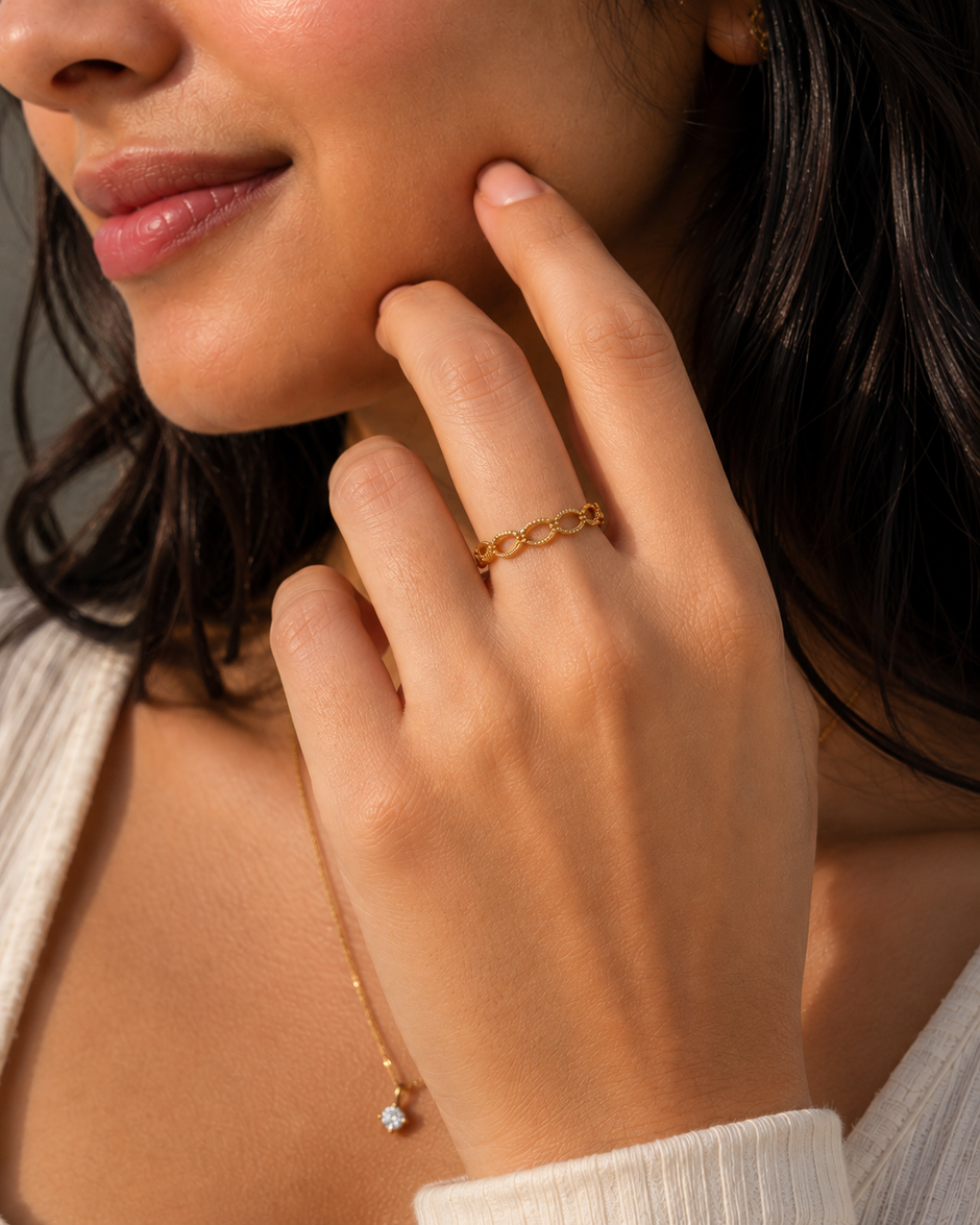 Elegant Gold Textured Ring ✨