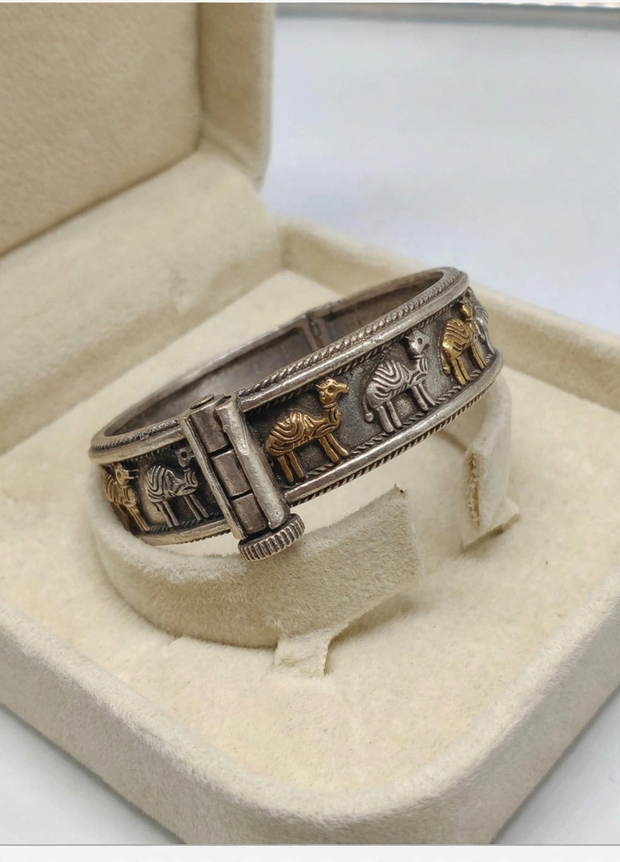 German Silver Camel Design Screw-Type Kada Bangle