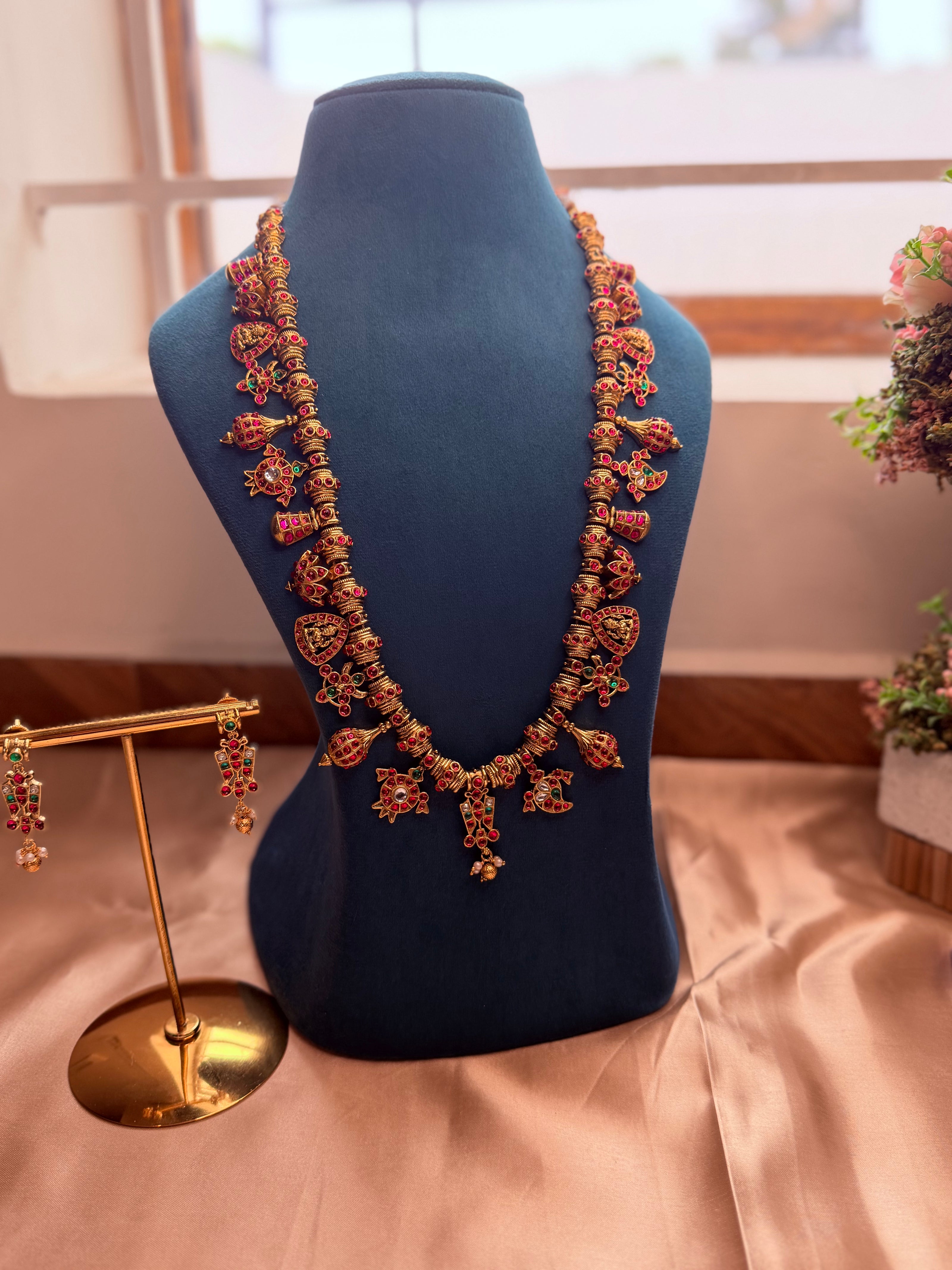 Royal Jadau Kundan Heritage Premium Set