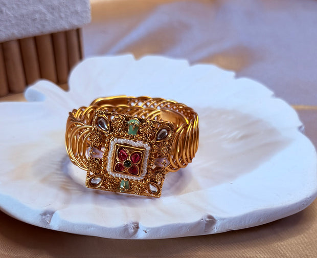 Royal Kundan Adjustable Hand Cuff