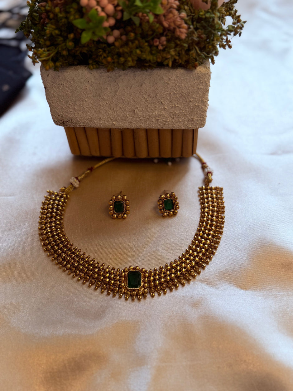 Emerald Beaded Choker Necklace Set