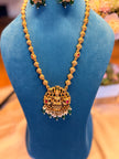 Divine Antique Neck Set