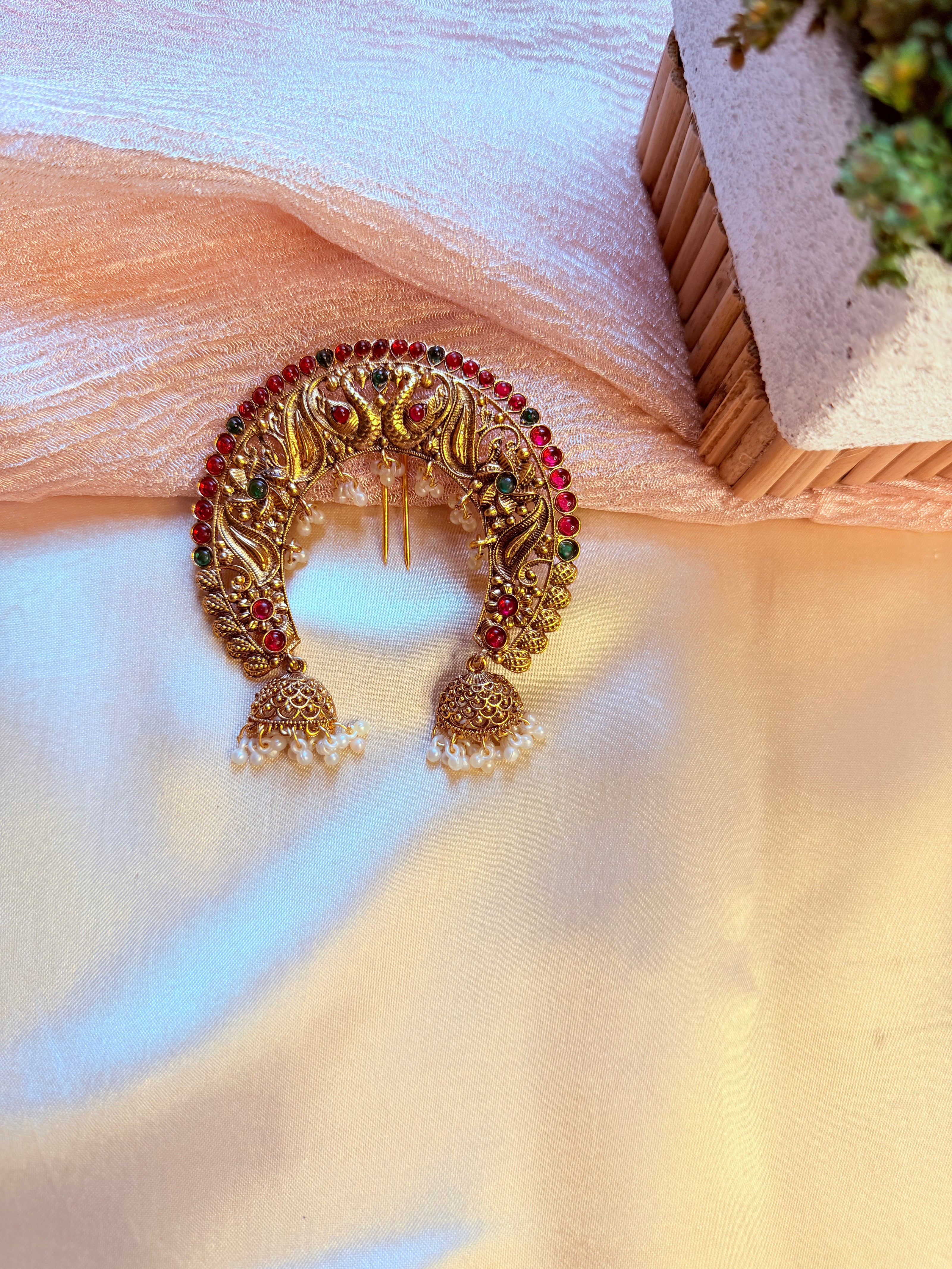 Peacock Jadau Juda Pin