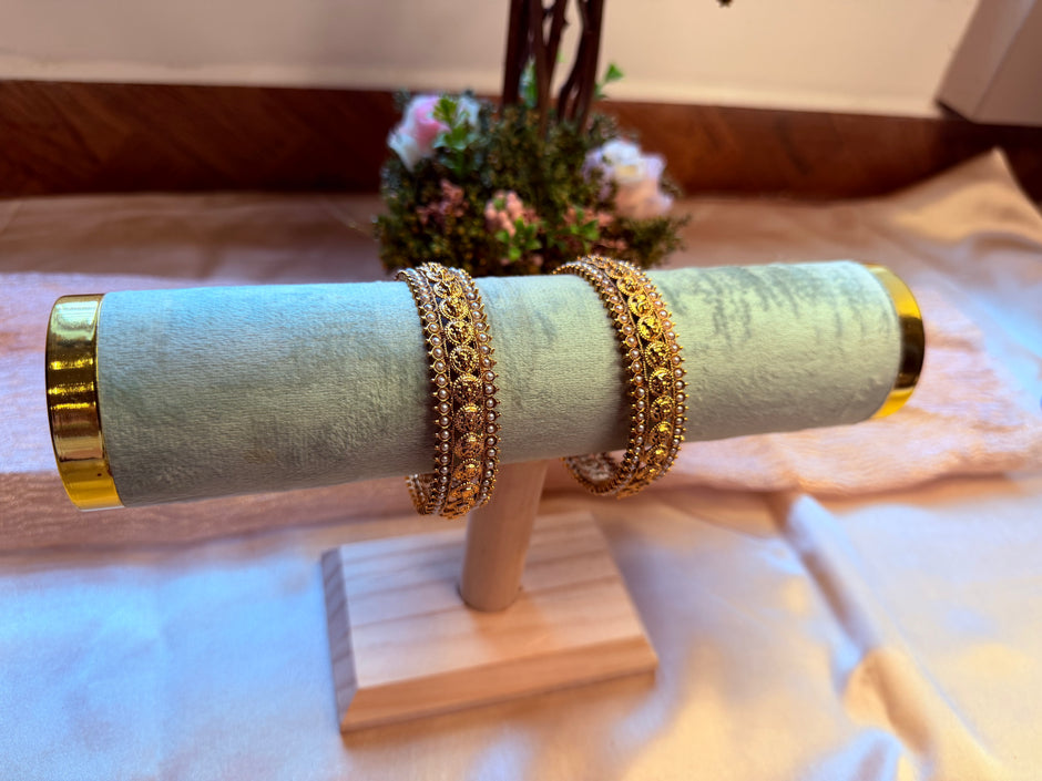 Antique Pearl Bloom Bangles