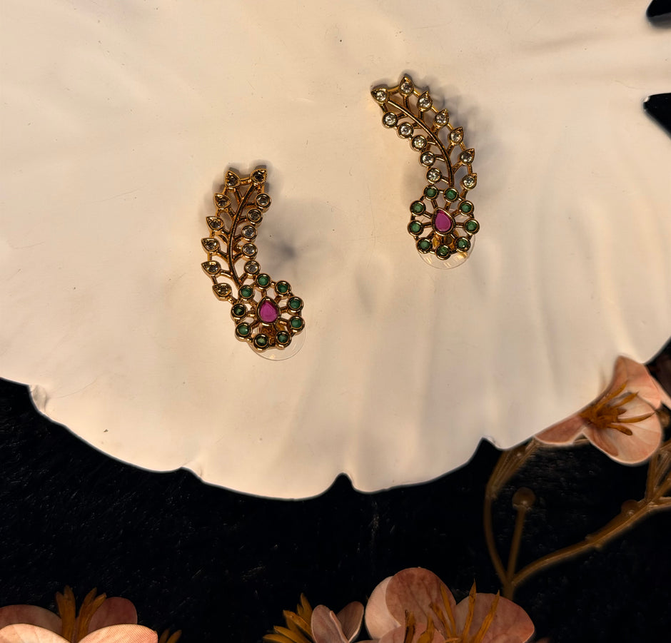 Kundan Leaf Design Ear Cuff