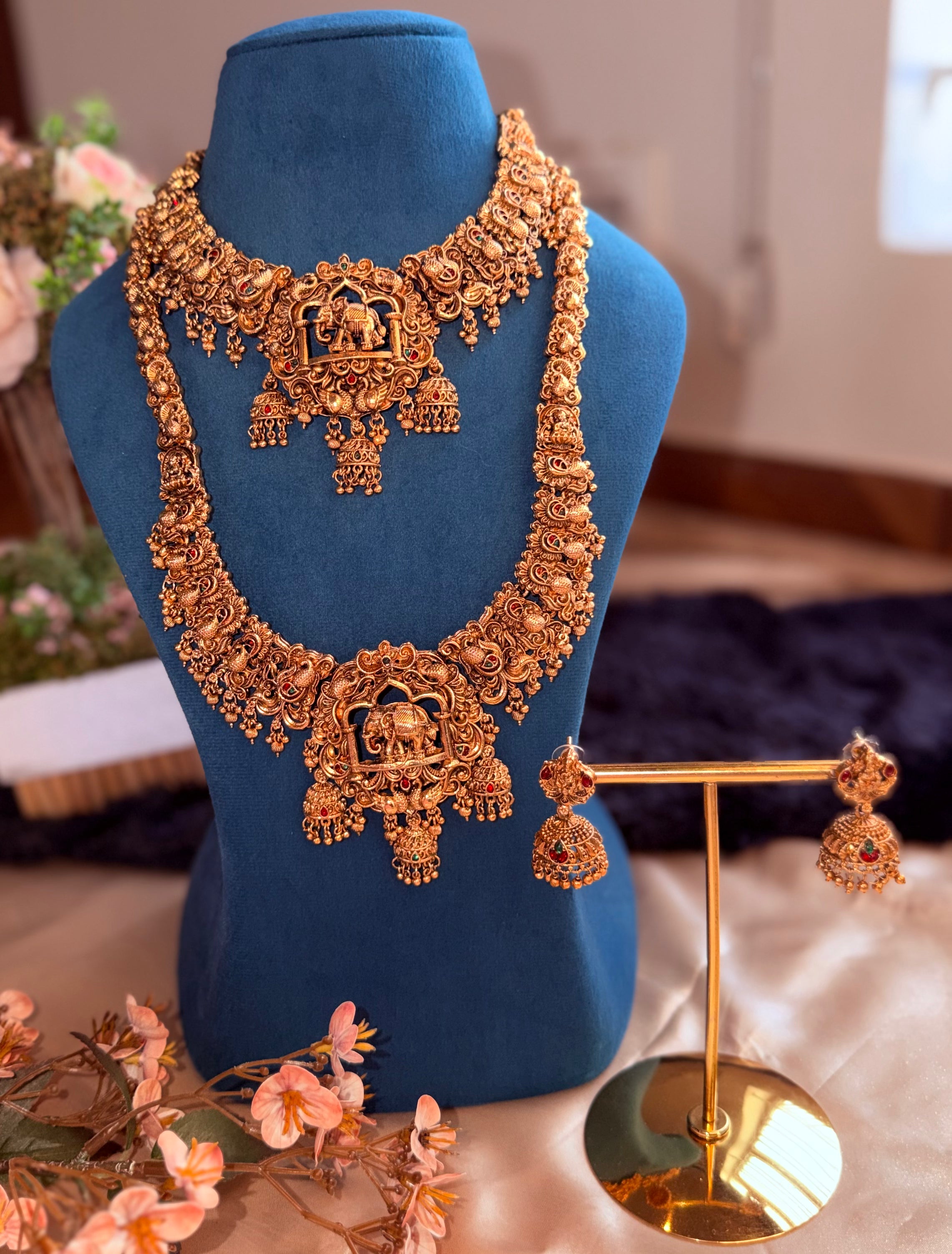 Grand Elephant Temple Jewellery Set