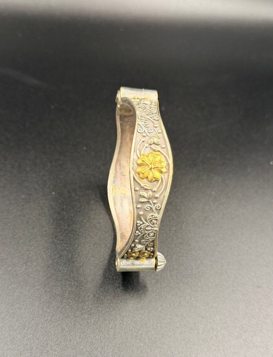 German Silver Floral Screw-Type Kada Bangle
