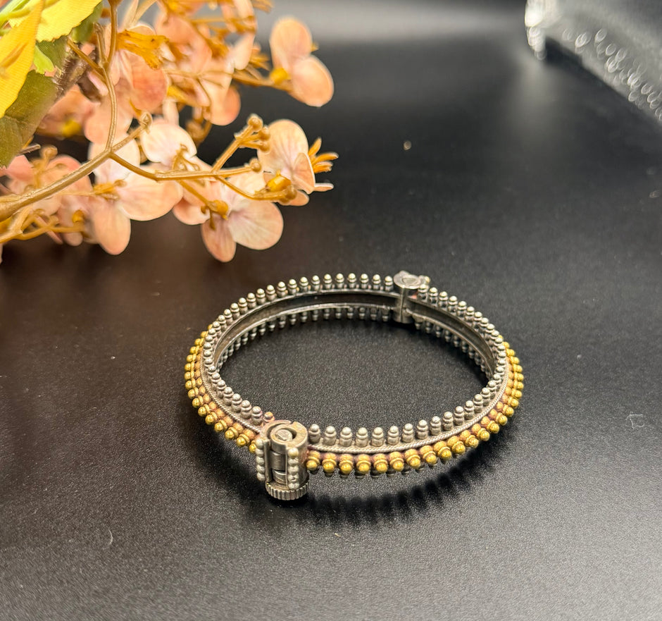 German Silver Screw-Type Kada Bangle