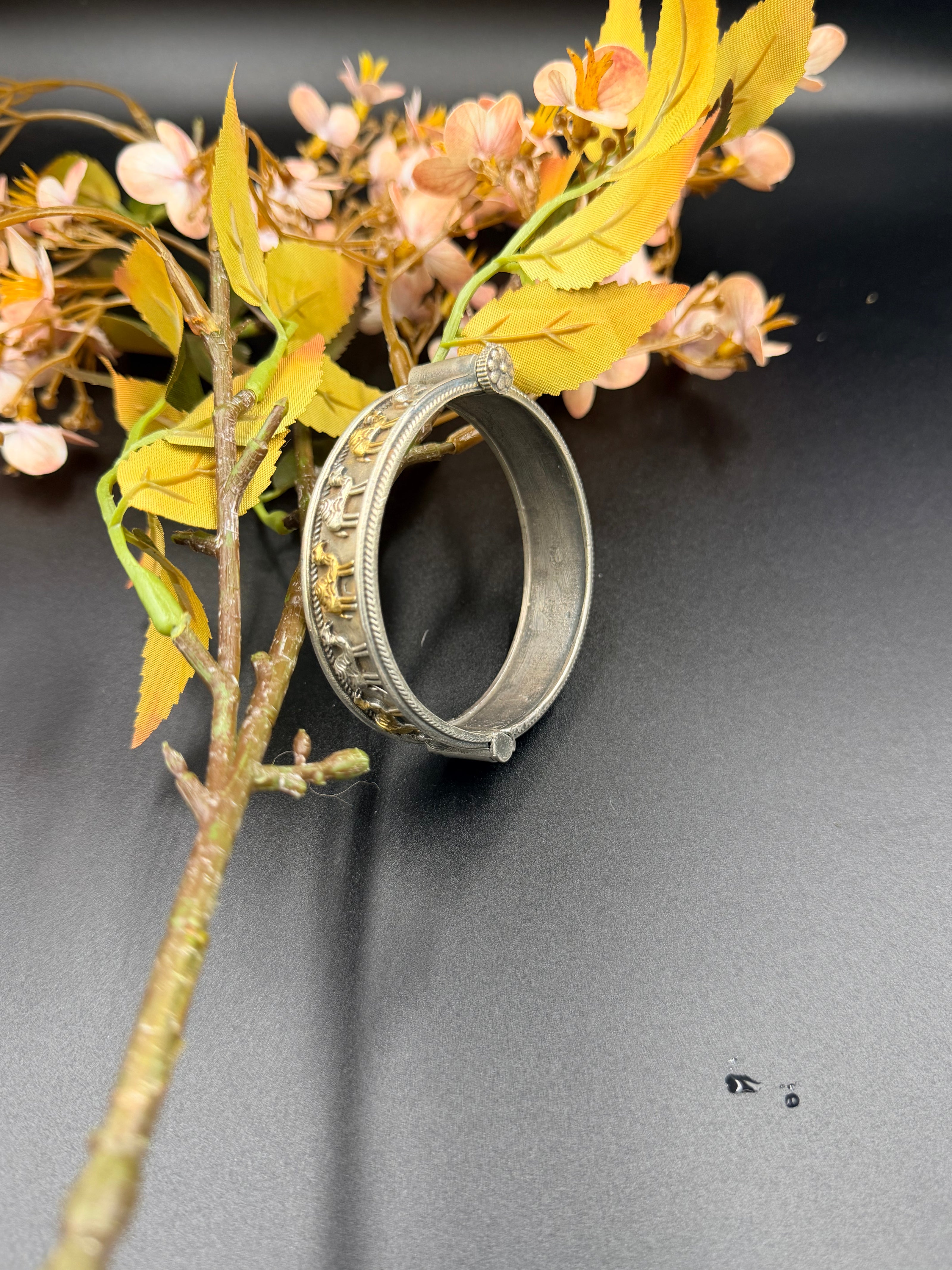 German Silver Camel Design Screw-Type Kada Bangle