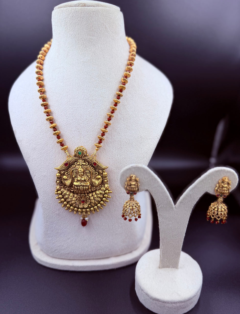 Lakshmi Marroon Beaded Neck Set