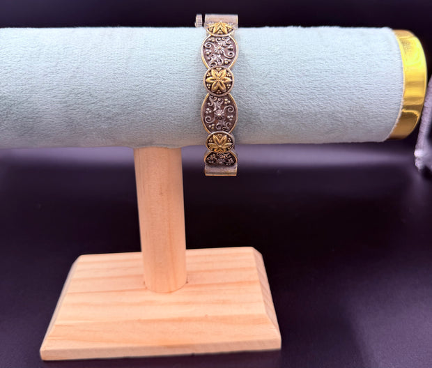 German Silver Floral Screw-Type Kada Bangle
