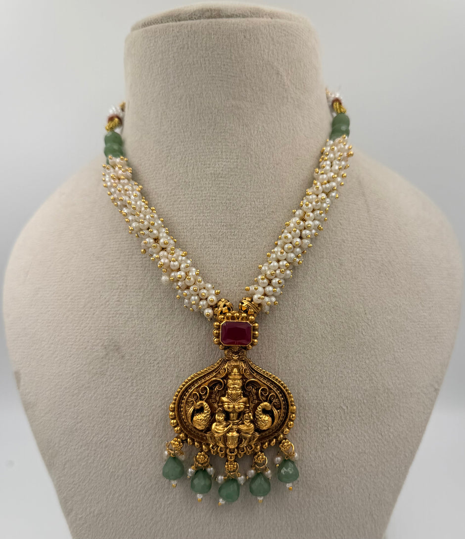 Green Pearl Antique Necklace Set