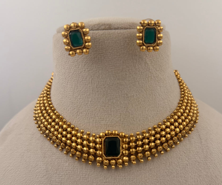 Emerald Beaded Choker Necklace Set