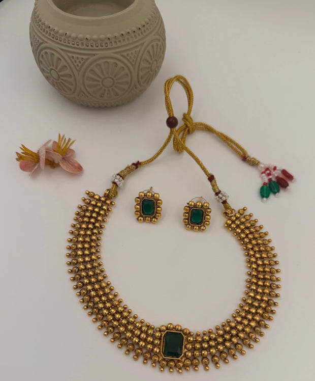 Emerald Beaded Choker Necklace Set