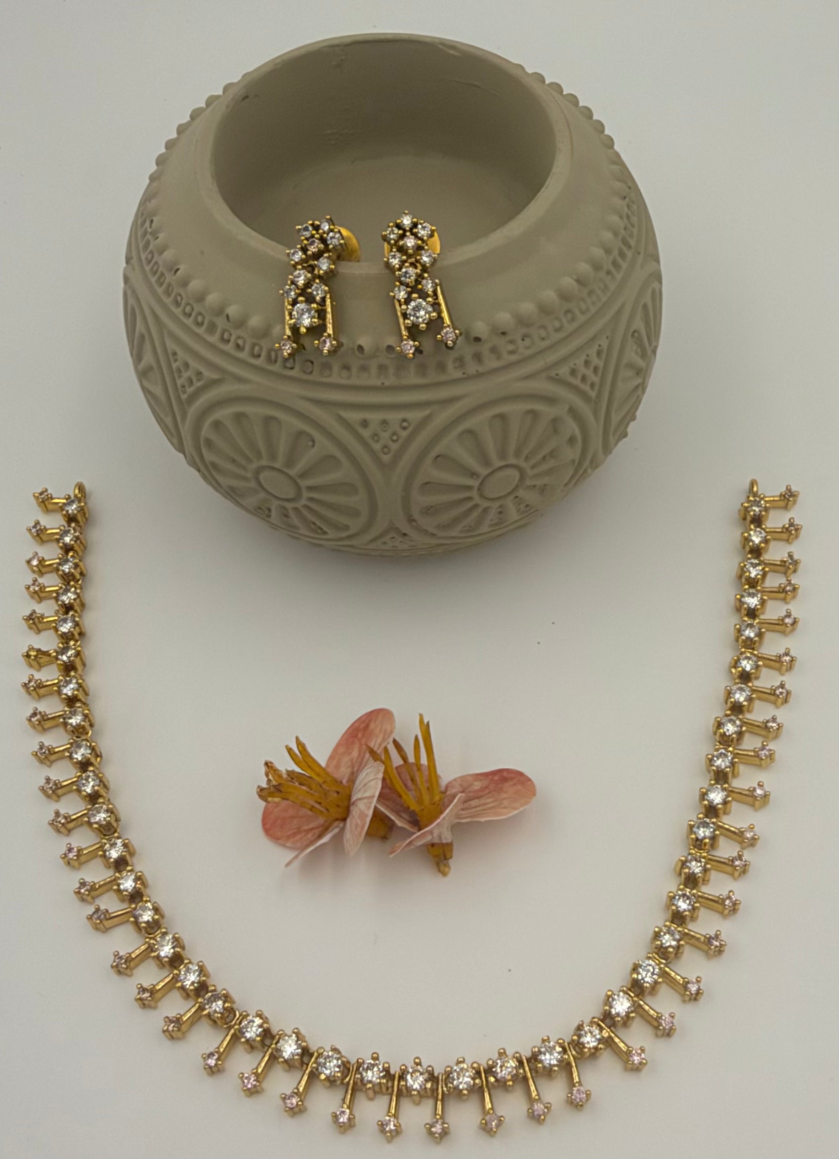 Diamond Look Dainty Necklace Set