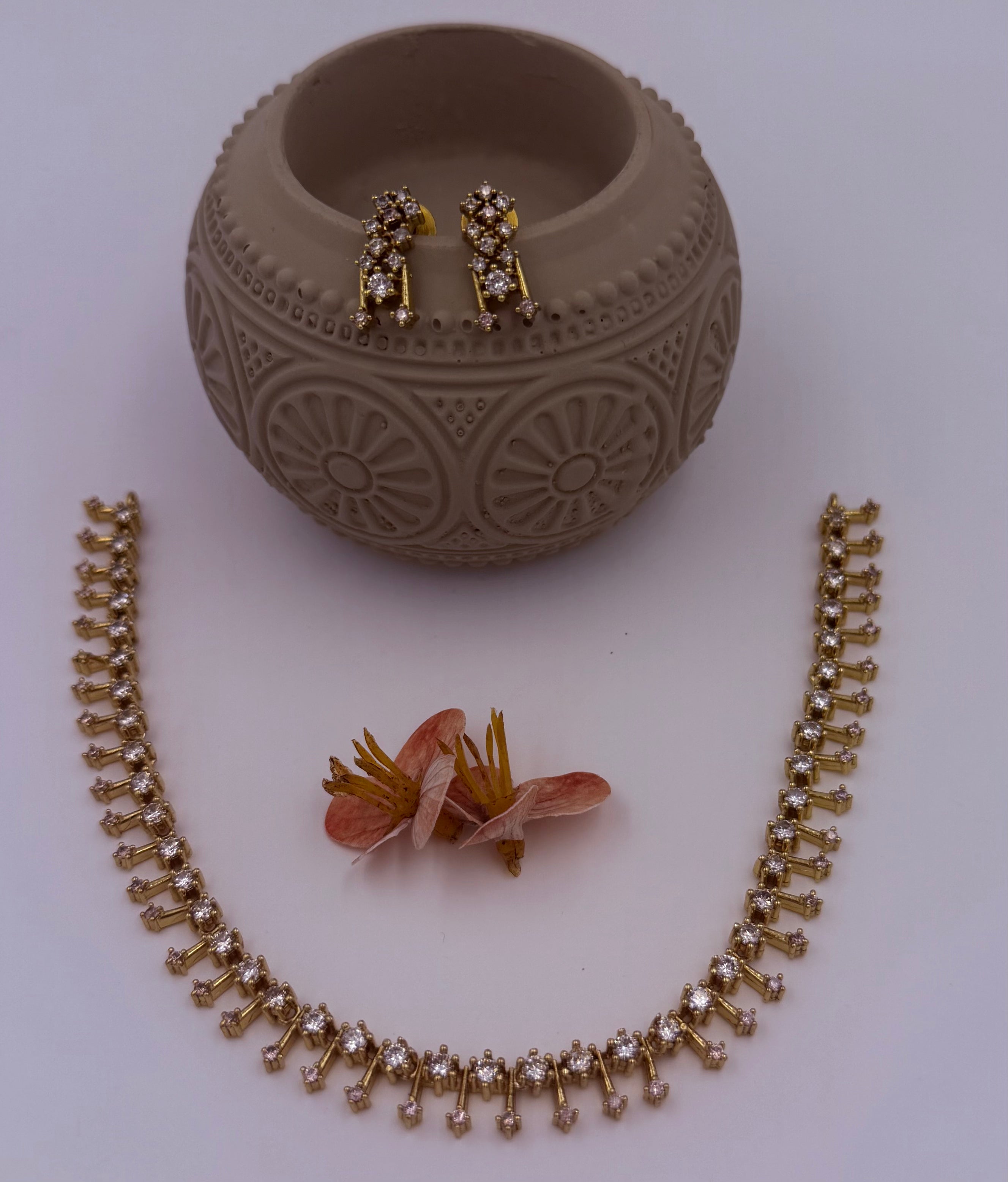 Diamond Look Dainty Necklace Set