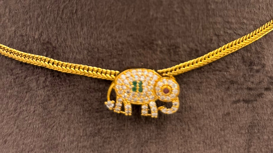 Cute Elephant Choker Set