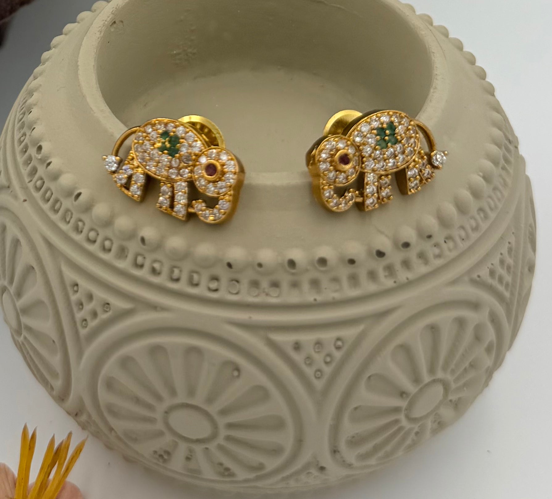 Cute Elephant Choker Set