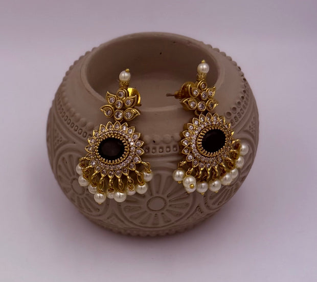 Elegant Emerald Pearl Drop Set