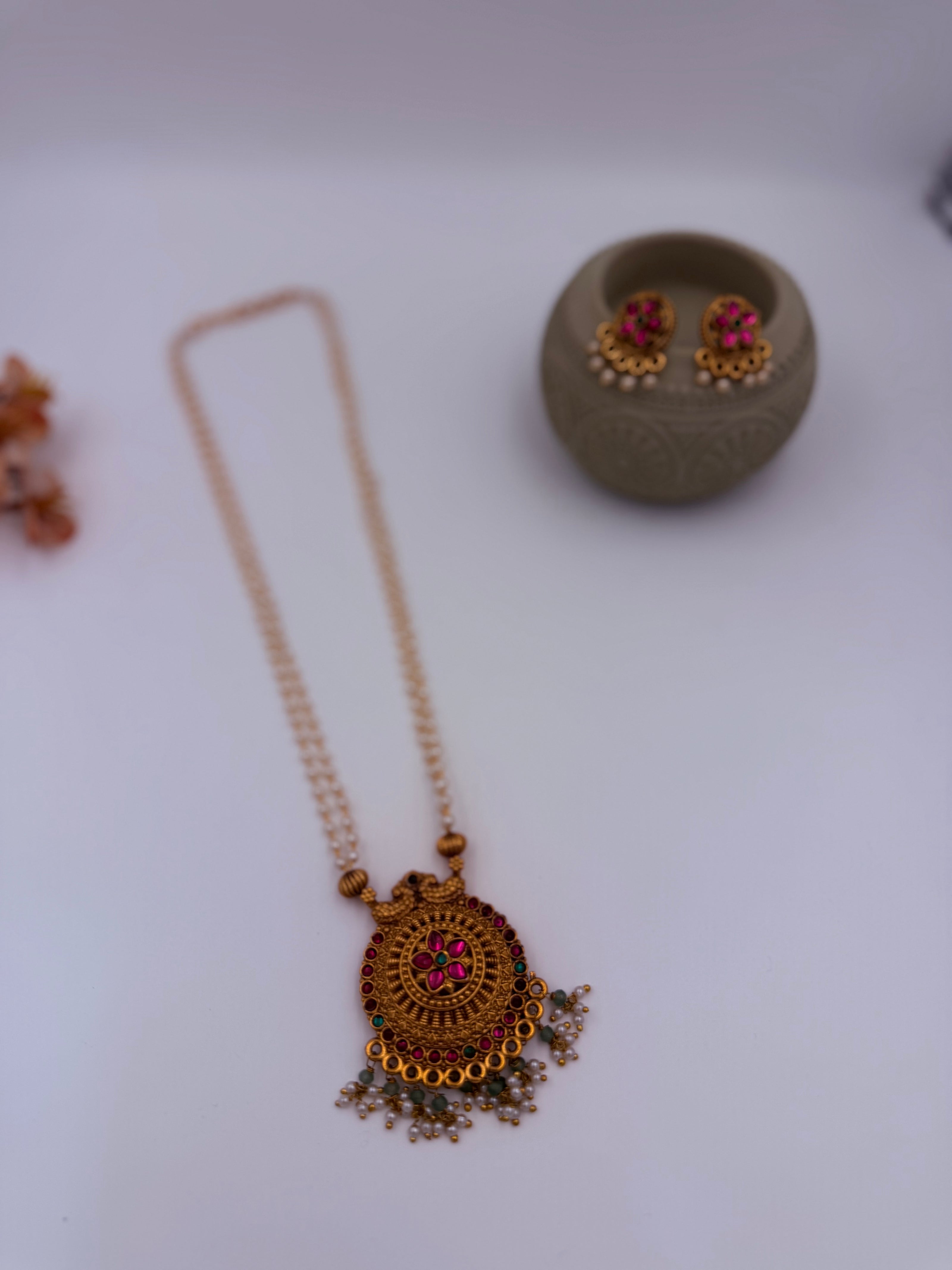 Pearl Beaded Traditional Pendent Set