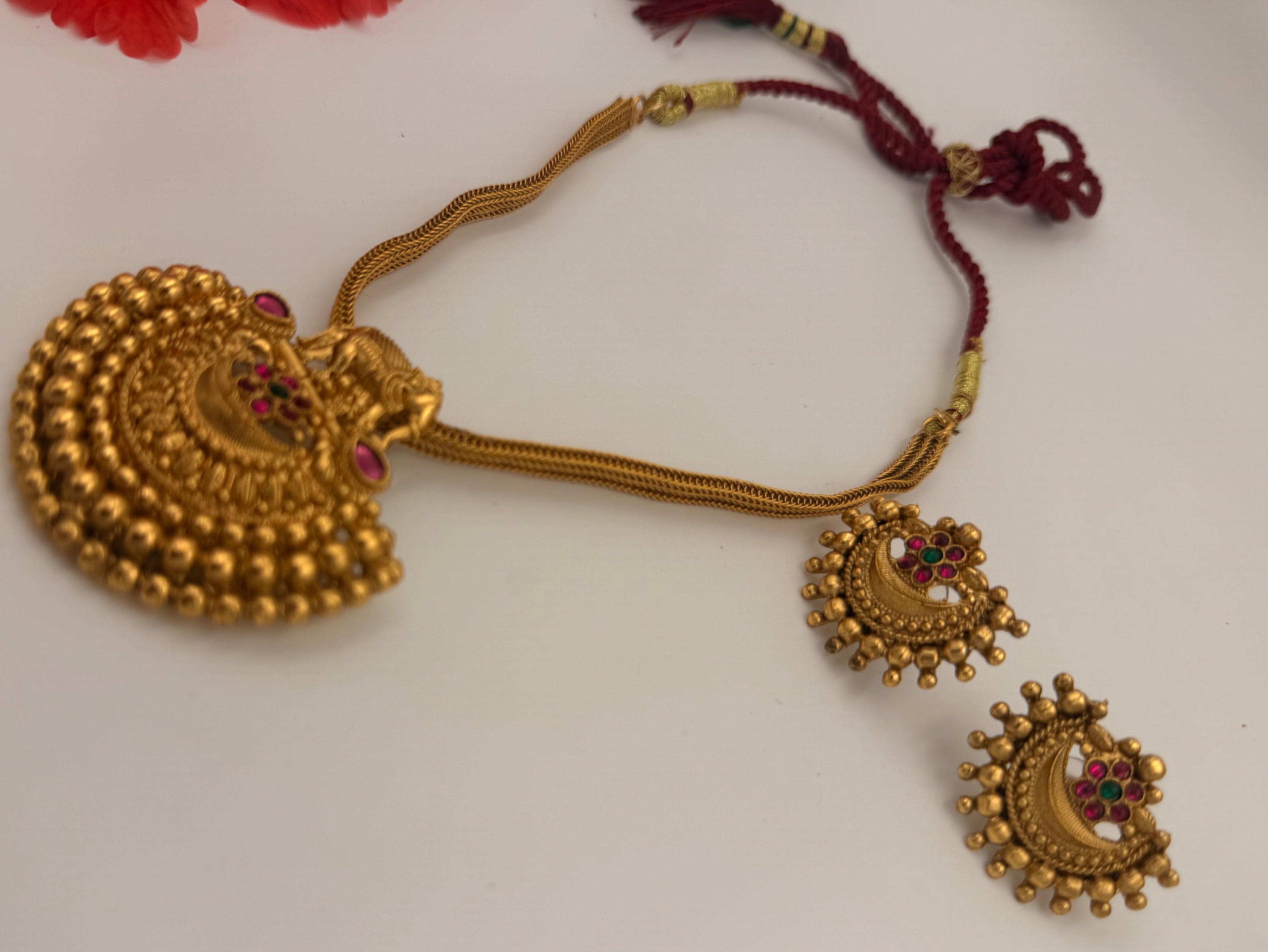 Antique Gold Lakshmi Pendant Necklace Set