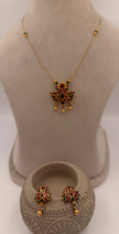 Antique Gold Multicolor Pendant Invisible Chain Necklace Set