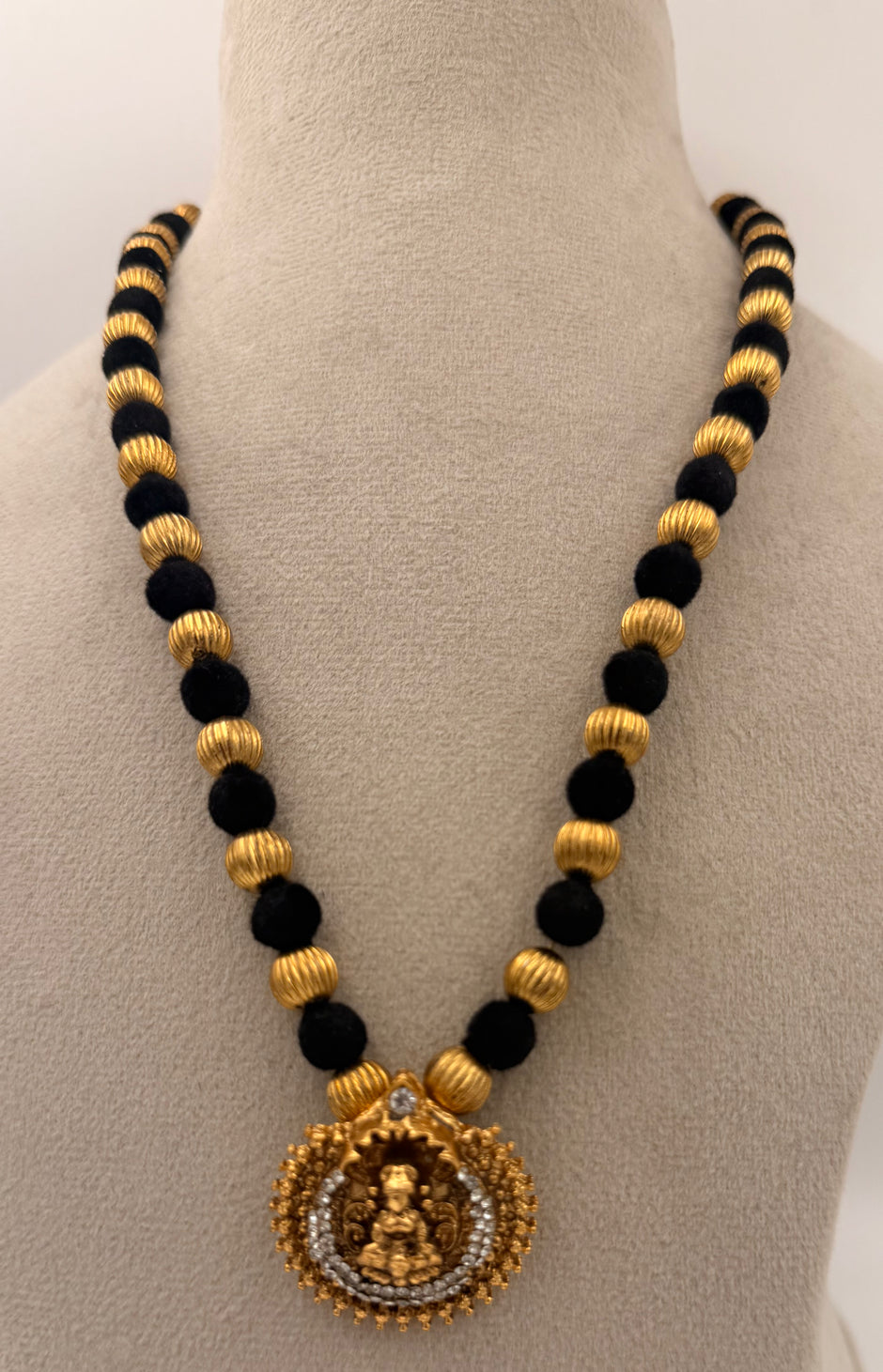 Black Thread Bead Lakshmi Necklace Set