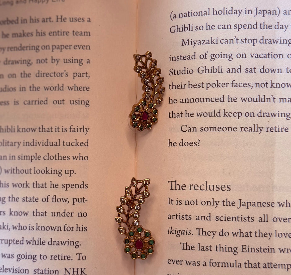Kundan Leaf Design Ear Cuff