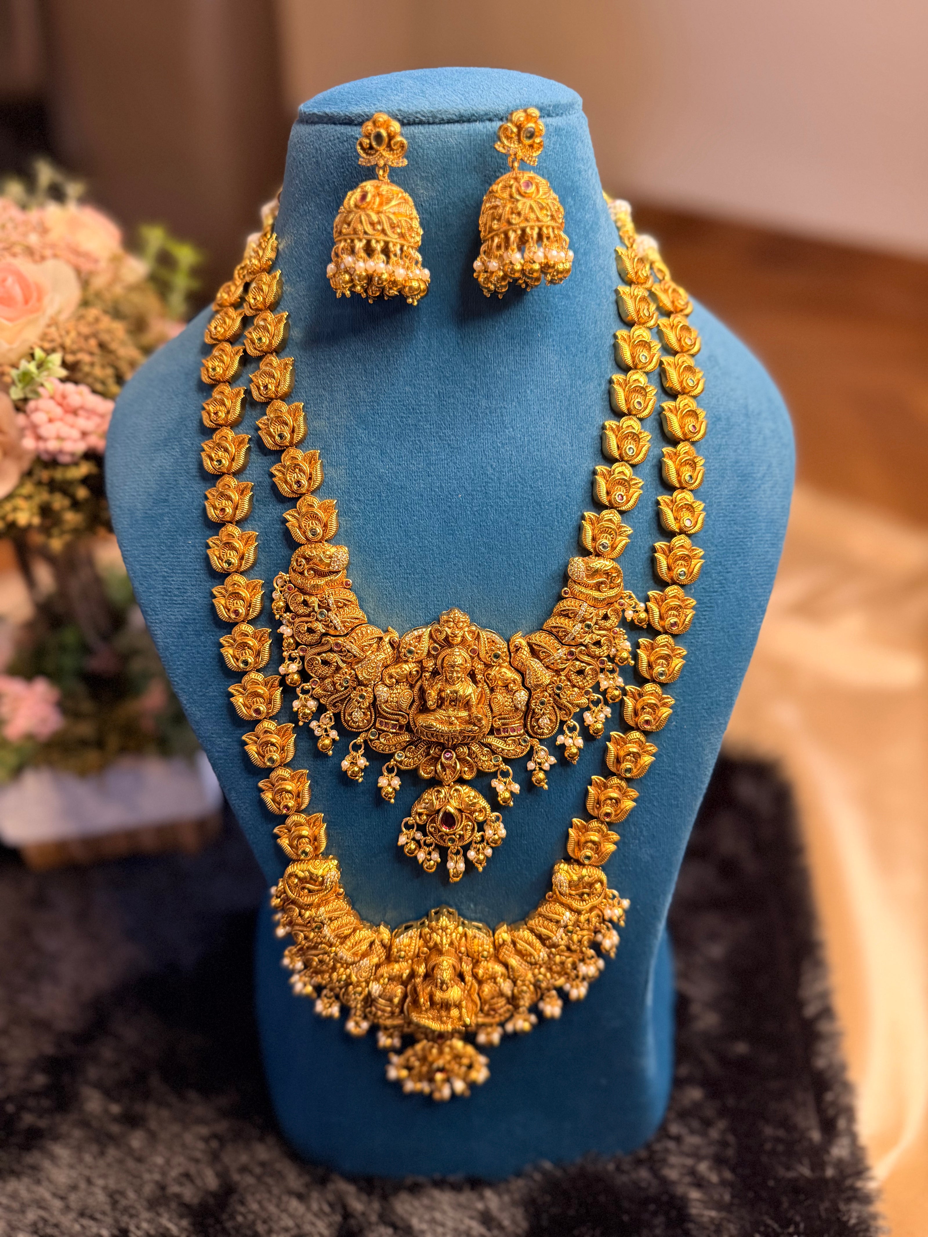 Divine Lakshmi Bridal Kemp Necklace Set – Traditional South Indian Temple Jewellery