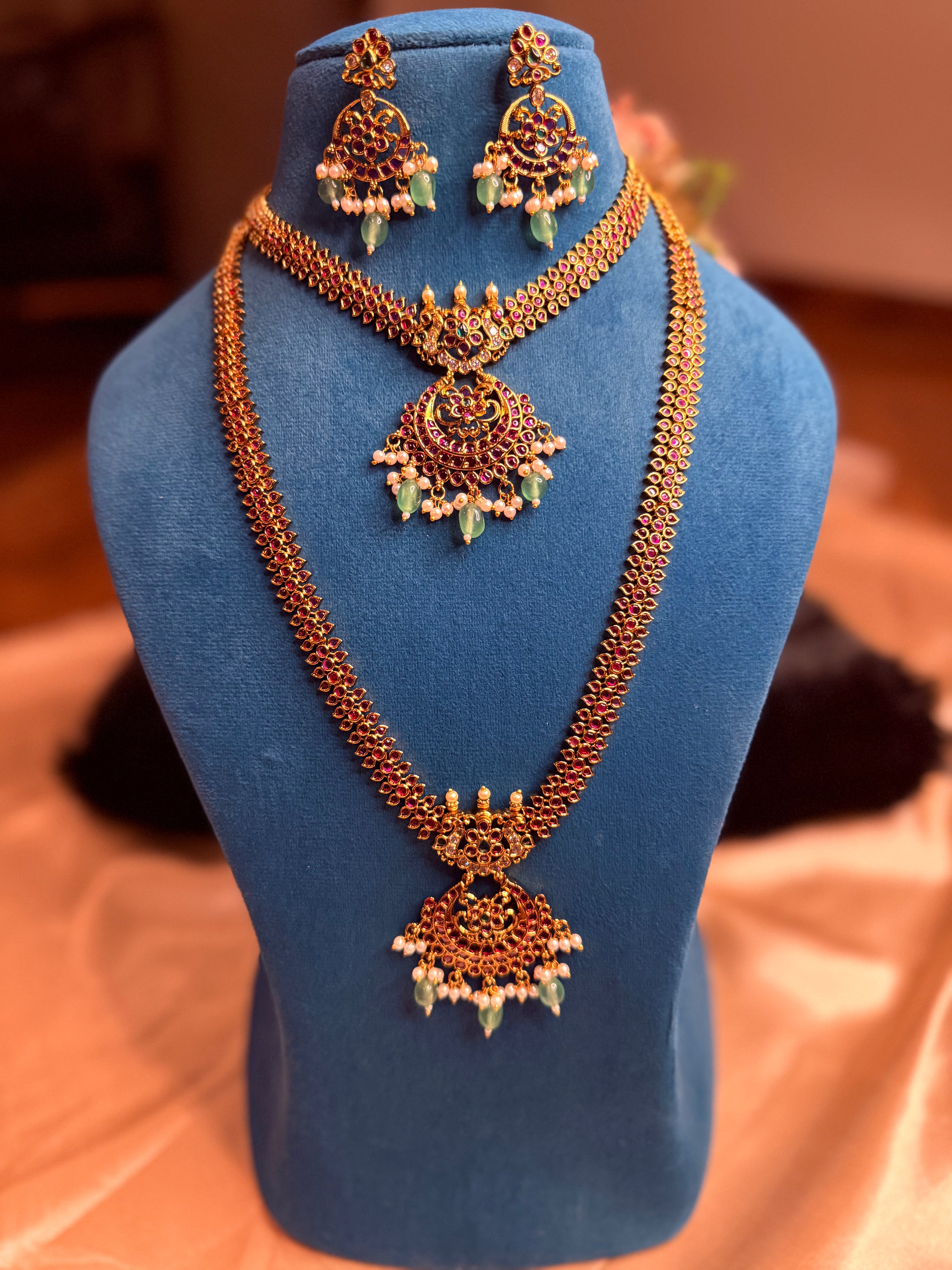Premium Ruby & Green Beaded Necklace Set