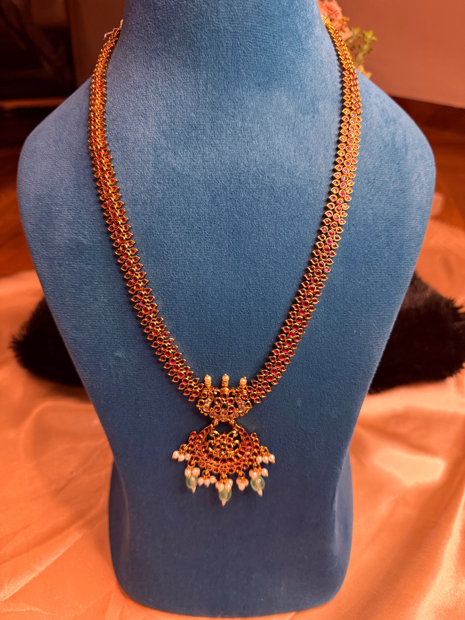 Premium Ruby & Green Beaded Necklace Set