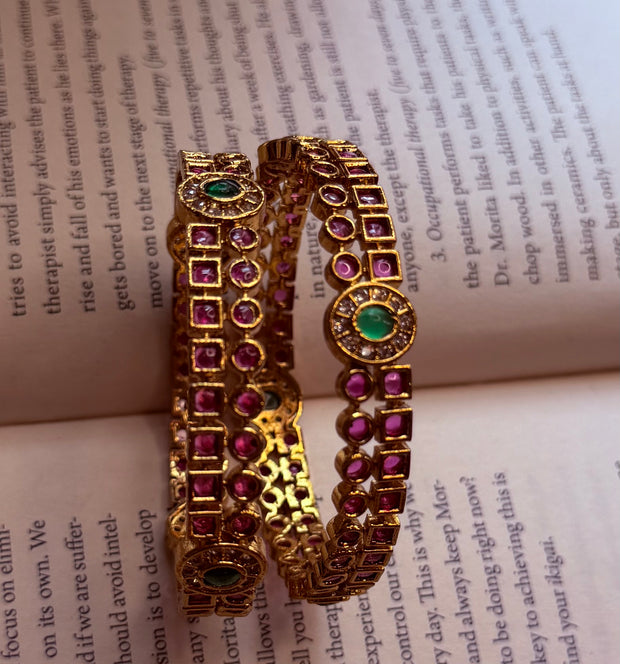 Kundan Bangles