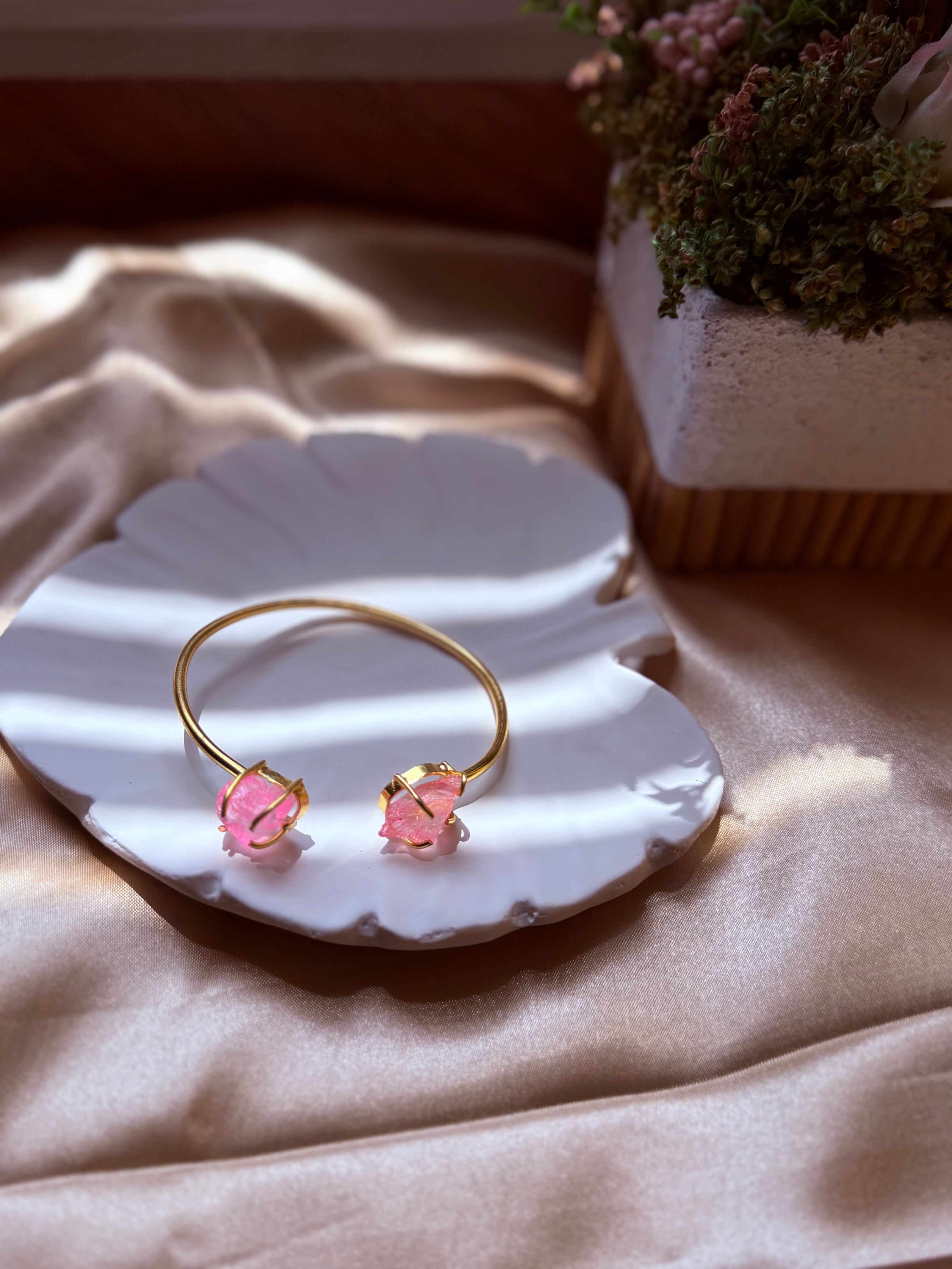Pink Bloom Adjustable Bracelet 🌸