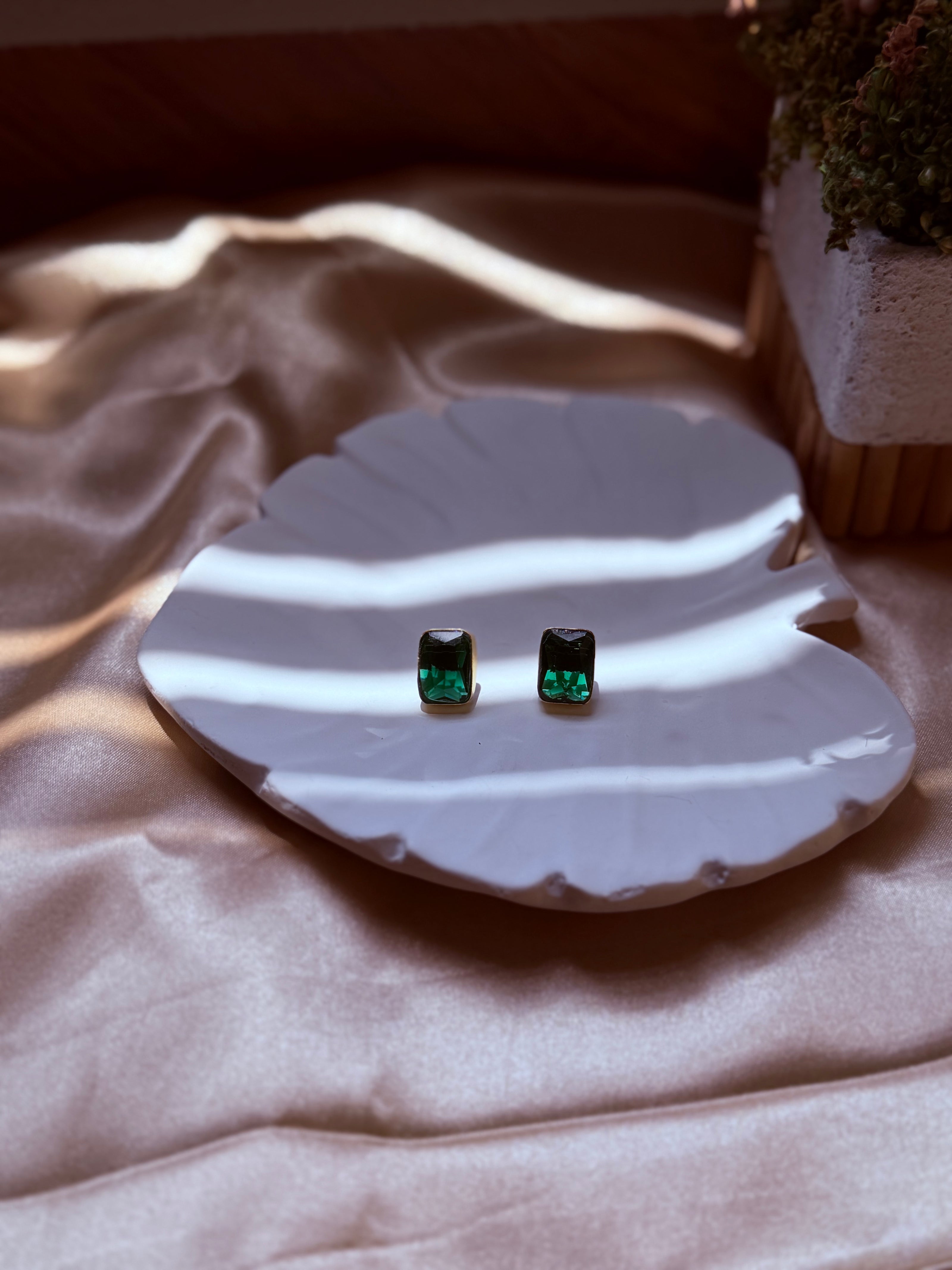 Emerald Green Crystal Stud